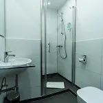 Henriettas Sleeping Hostel *