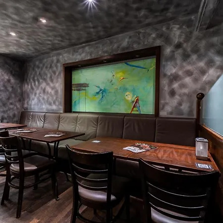 Henriettas Sleeping * Ulm