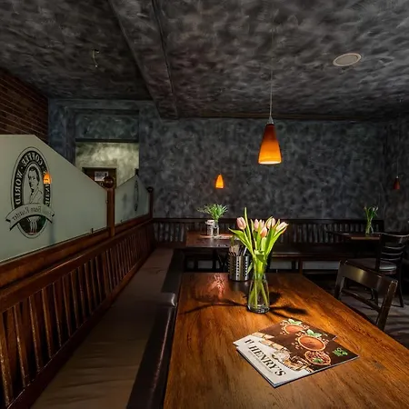 Henriettas Sleeping Auberge de jeunesse *