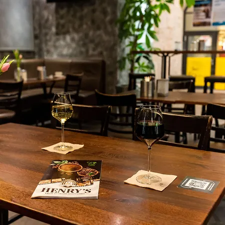 Henriettas Sleeping Ulm