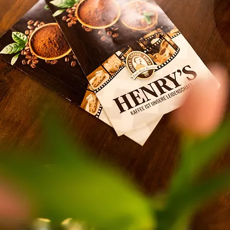 Henriettas Sleeping Hostel