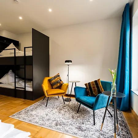 Hostel Henriettas Sleeping