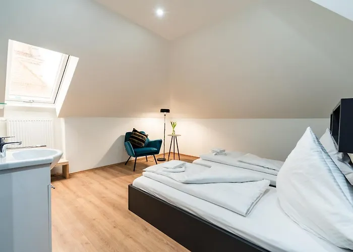 Henriettas Sleeping *