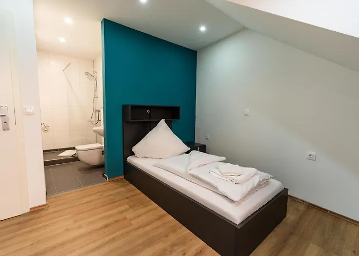 Hostel Henriettas Sleeping Ουλμ