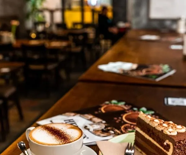 Henriettas Sleeping 旅馆 *